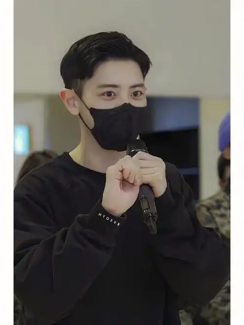 朴灿烈将要solo出道啦我家大宝贝