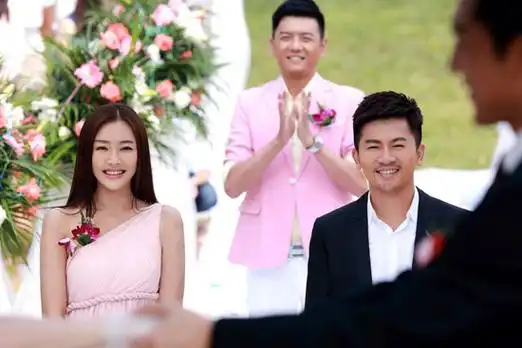 秦岚苏有朋剧照