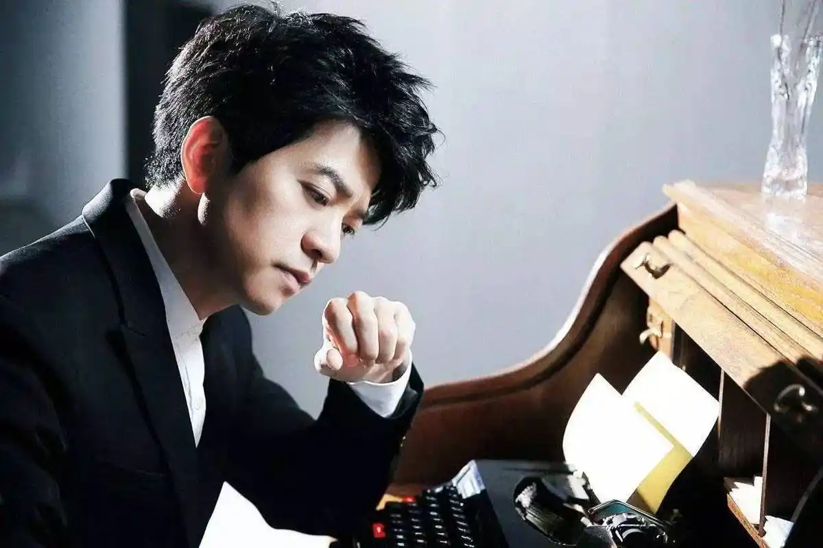 孟小蓓:李健对全世界高冷,却只对她一个人卖萌