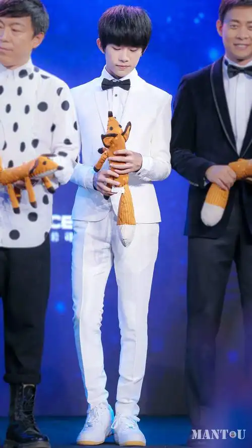 tfboys美图吐槽special4——小王子总决选t1部分