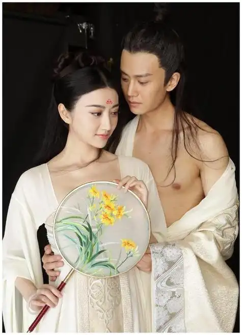 任嘉伦能出演李俶纯属意外?"悲伤蛙"不妨碍景甜好好演戏!