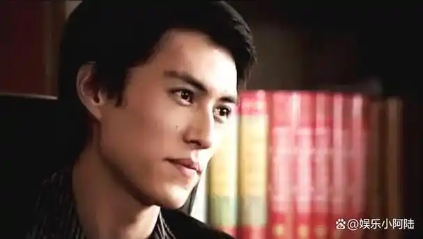 年轻时其貌不扬上了年纪却帅到掉渣靳东为啥越老越有味道