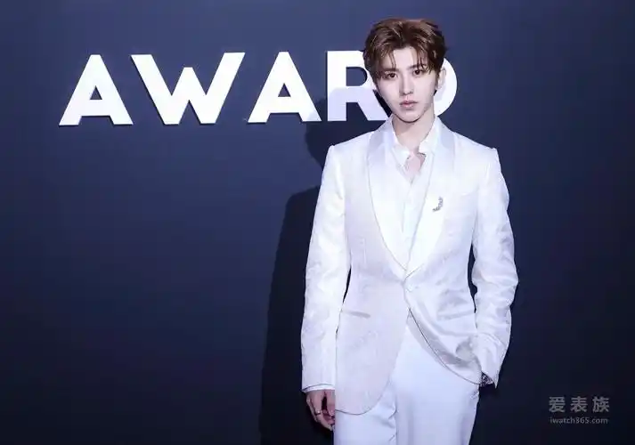 海瑞温斯顿 (harry winston) 携手俞飞鸿,蔡徐坤助力esquire第十五届