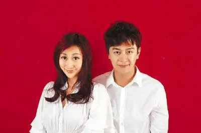 罕见明星结婚证照曝光图揭明星素颜证件照谁更美