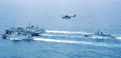 中国北海舰队公海演练 多国舰机跟踪(组图)