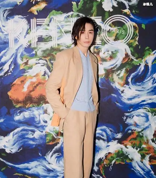 戚薇女儿被跟踪偷拍李承铉霸气护短