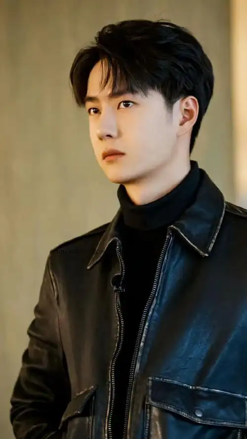 拥有万千粉丝追捧的王一博再次成为聚光灯下的焦点.