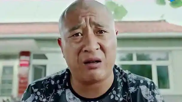 赵四在吃烧烤的时候被打,住了一个星期院,缝了十几针!