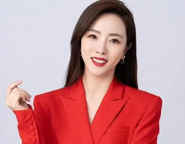 央视前主持人李思思的真面目竟是这样?