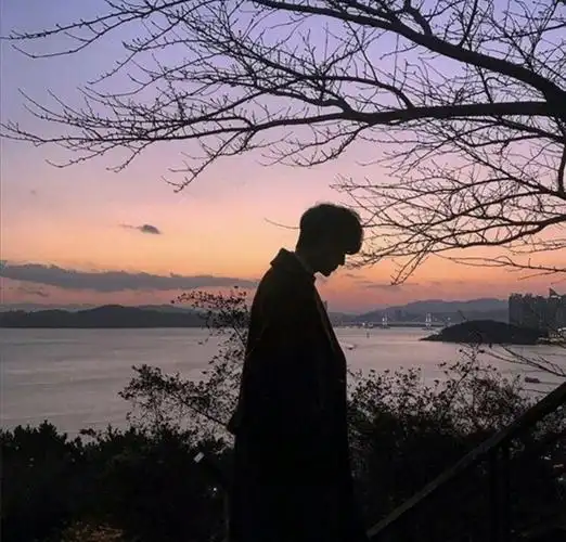 首页123456下一页站内推荐微信头像圆通伤心欲绝的头像 流泪苹果x的