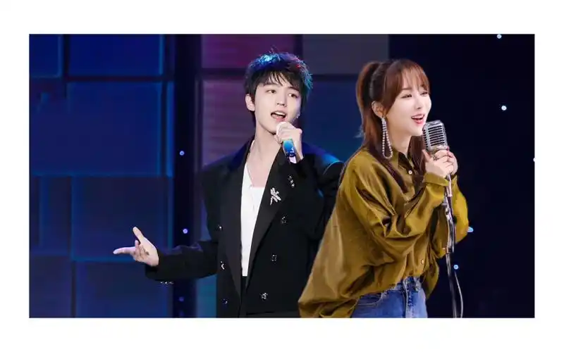 【梳头姐弟|杨紫×王俊凯】我来自重庆,好巧我也是(脑洞1)