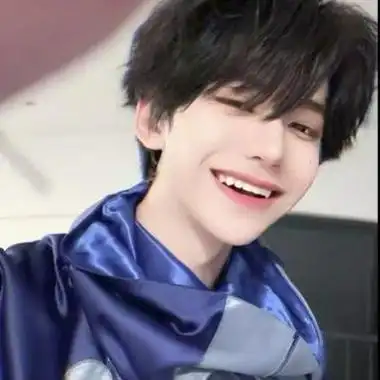 很霸气冷酷帅气真人又好看男生头像