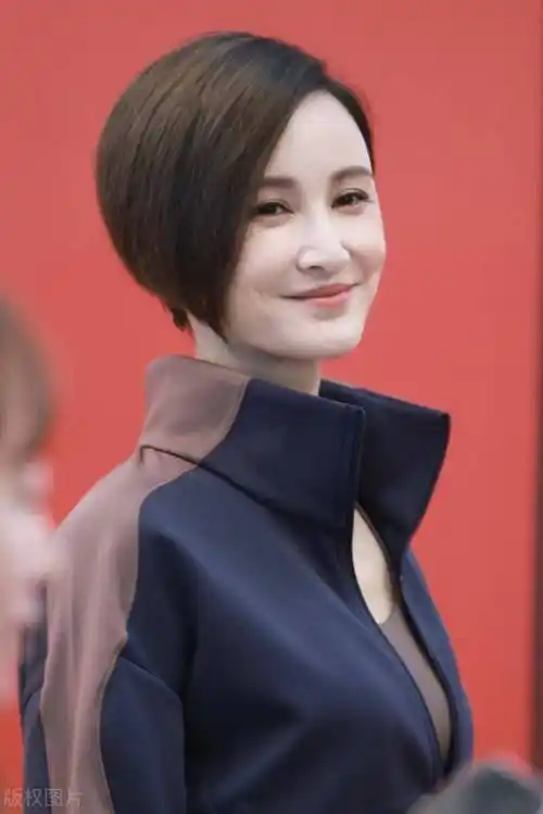 张歆艺这身材,这才是尤物啊!