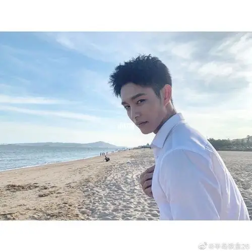 五月新老公厉腾