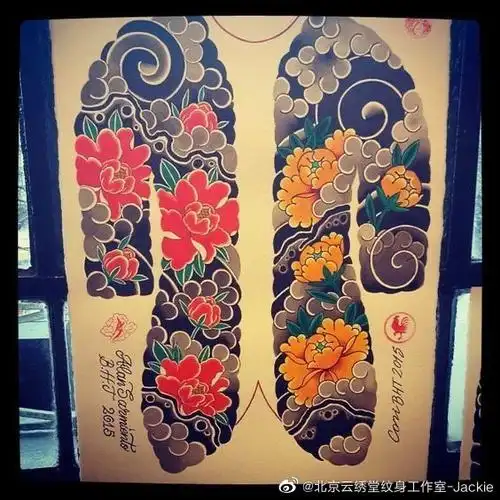 今日纹身图案推荐分享日式开衫,又称半扇,全甲一人一图,希望你也有独