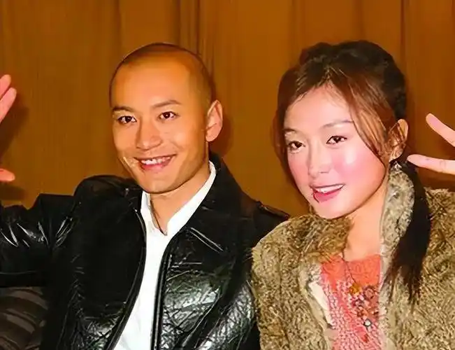 事实证明44岁的秦岚已开辟了中年女演员的另一条路