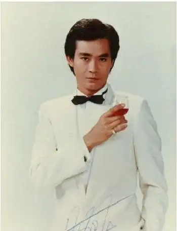 郑少秋年轻时候太帅了他的英气足以代表一个时代