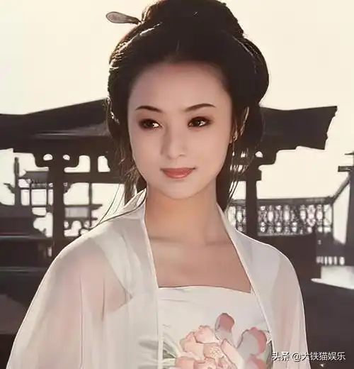 十大最美女网红_公认最美女网红-五盟网