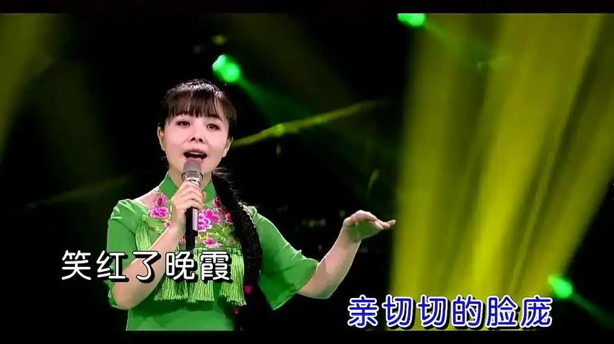 王二妮演唱《荞麦花》,温馨的小花,家乡的回忆!-音乐视频-搜狐视频