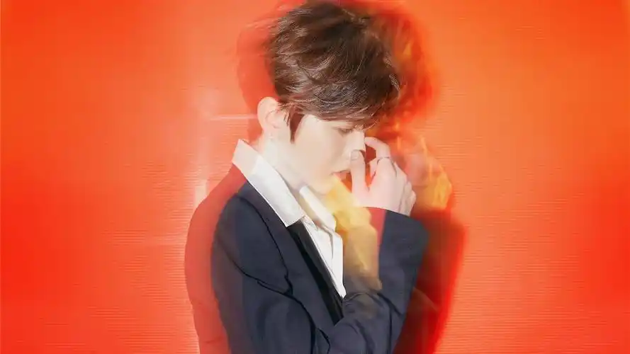 2020蔡徐坤个性壁纸_超帅气的蔡徐坤