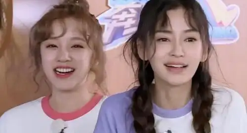 angelababy现身宋雨琦直播间 力破不和传言