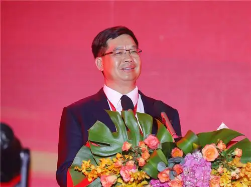 深圳市潮汕商会第三届会长 黄榕城