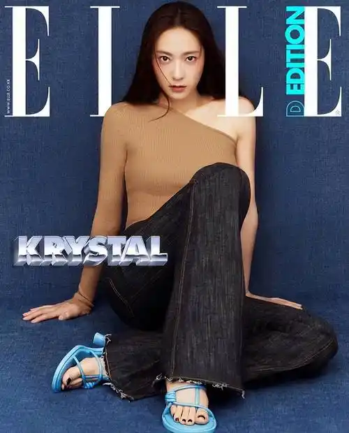 郑秀晶活动美图露出事业线!她肤白貌美曼妙身材性感撩人