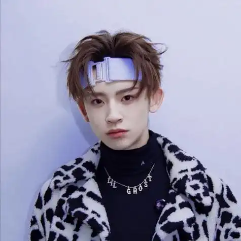 王琳凯图片高清头像 高清头像图片大全 -【爱个性】