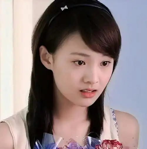 朋友晒张恒带娃照片,郑爽争夺抚养权可能另有目的_腾讯新闻