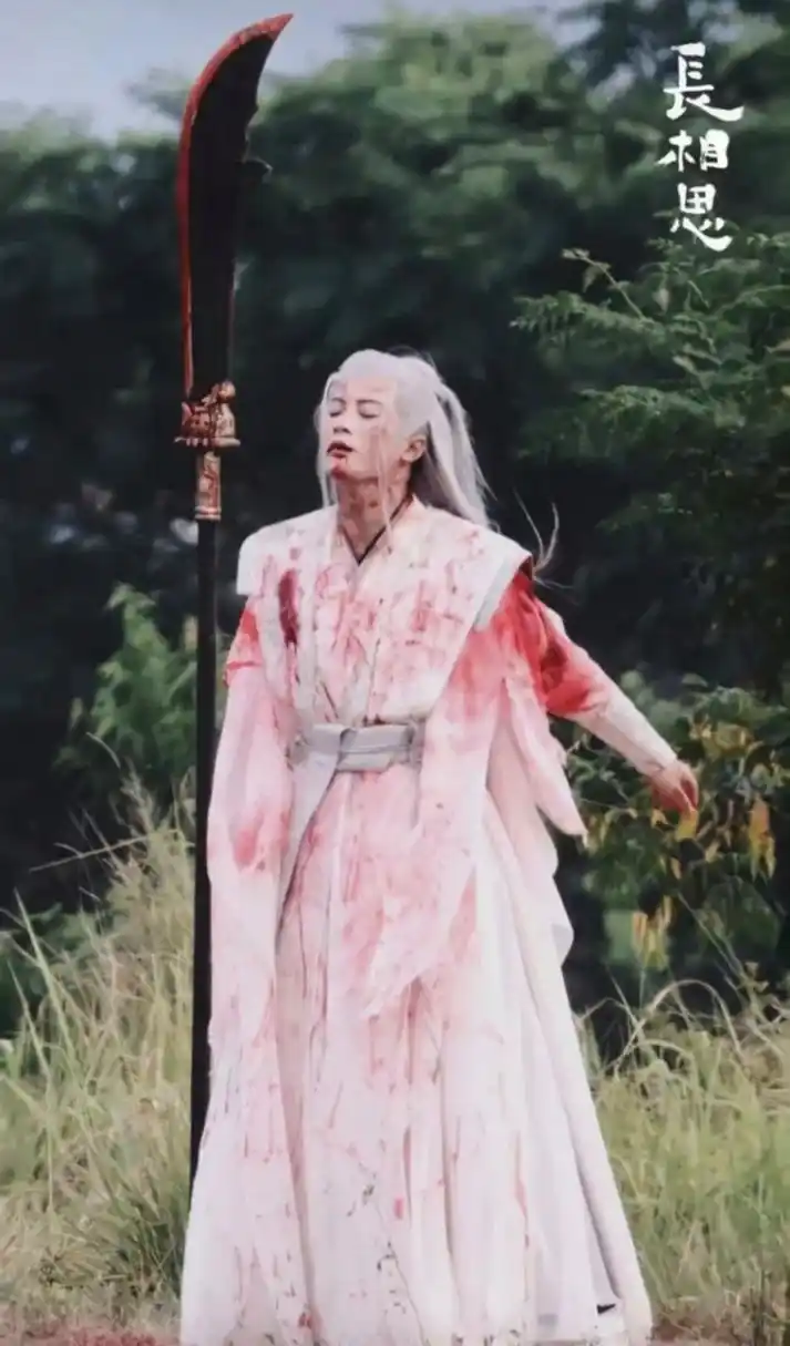 他的爱深沉而宏大,以弓箭为诗,以十二年为韵,教会