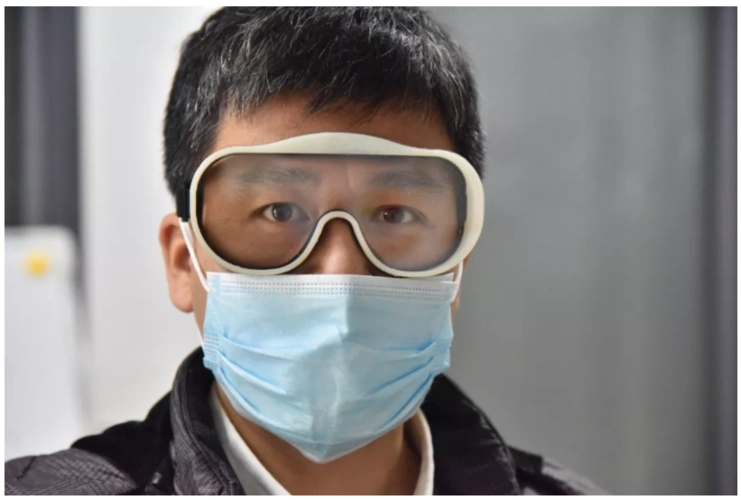 2月7日下午,首批3d打印fdm-1型医用护目镜,通过湖南省湘雅医院试用
