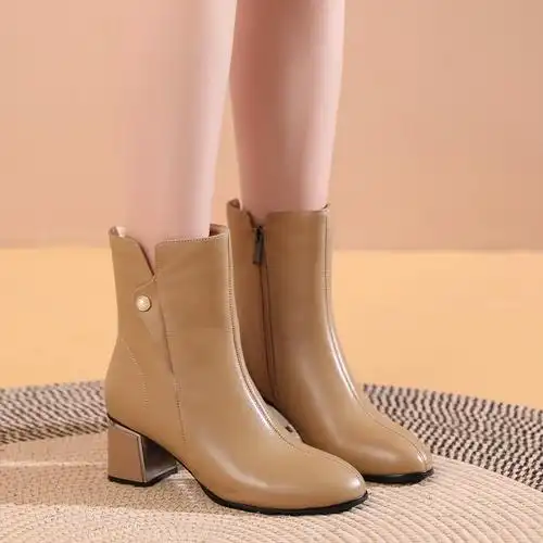 靴高跟中筒靴女气质时尚粗跟真皮马丁靴秋冬白色女靴子全牛皮时装