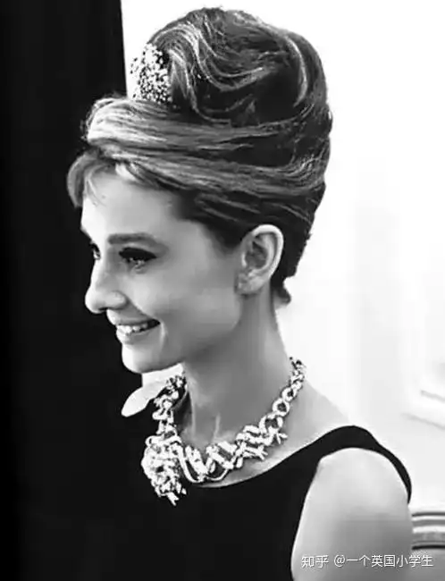 各种发型的英文表达hairstyleinenglish