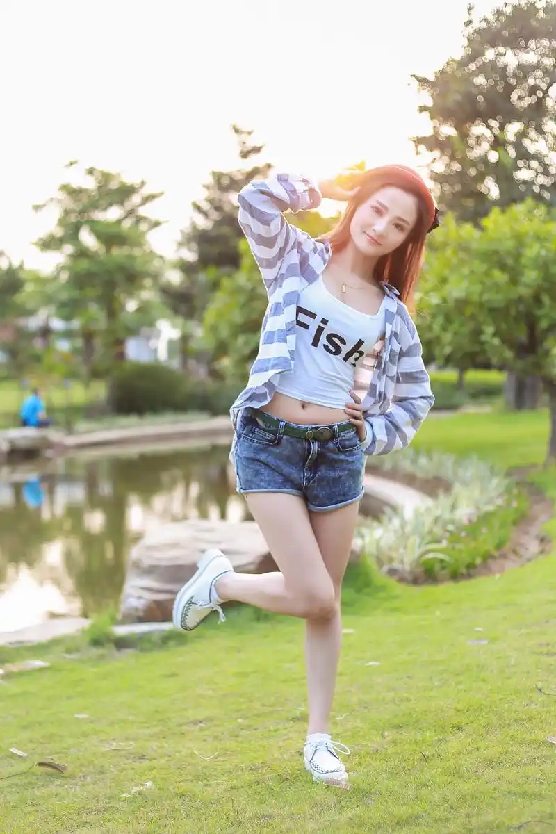 秋季清凉小清新美女户外清纯甜美写真(二)