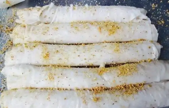 没什么坎是一顿雷州美食解决不了的如果有那就两顿