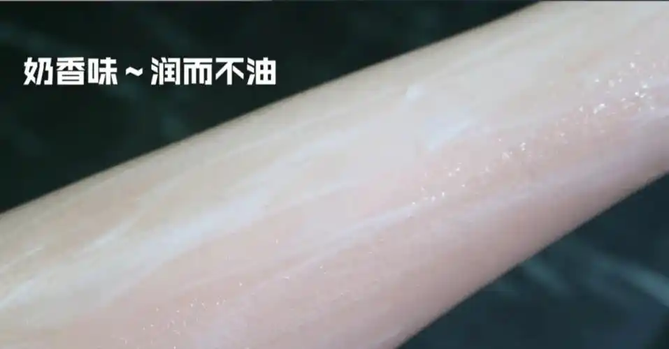 懂得往脸上抹油的女人还打个p的玻尿酸