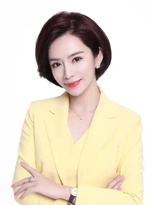 《第一财经》美女主持人戴刘菲,很久没有露面了,她的近况如何?