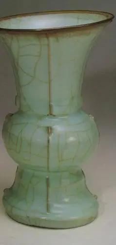 台北故宫博物院:宋官窑底足图欣赏