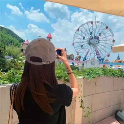 女生背影图片头像