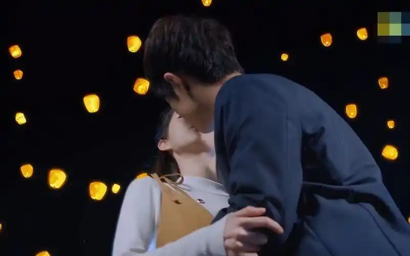 这个十八线女星不得了肖战第一个绯闻女友名导星二代都爱她