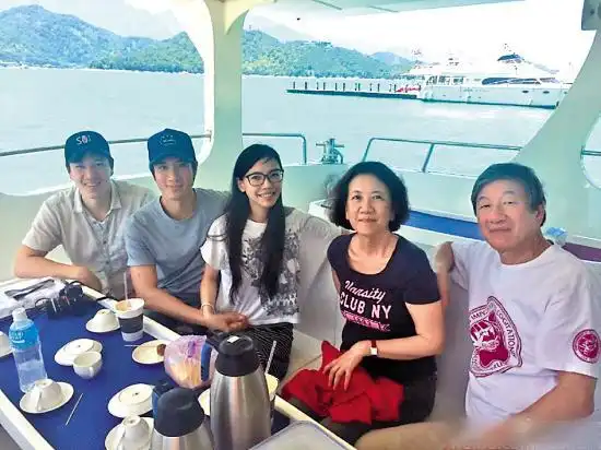 王力宏回应老婆怀二胎:有好消息再说(图)