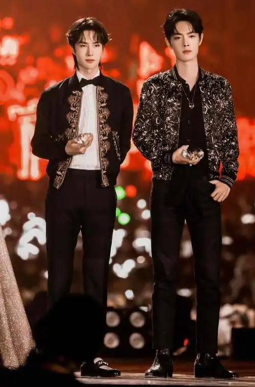 肖战王一博将同框?两人同被时尚盛典邀请,不和传闻不攻自破