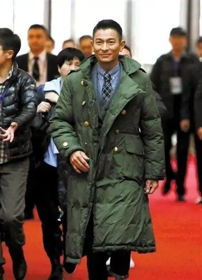 刘德华后悔扶持宁浩:免得他和我的电影争票房