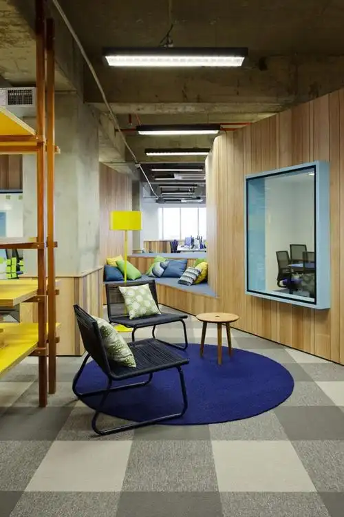 ▼办公室休息室▼办公室台球室本次百货公司办公室装修设计效果图讲解