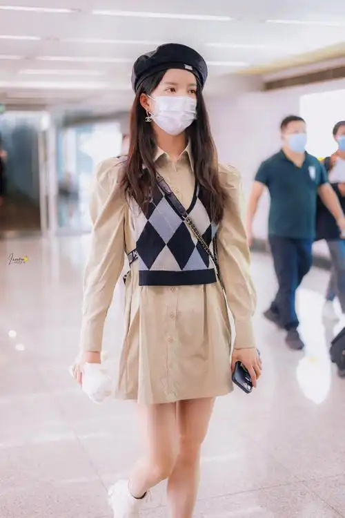 刘些宁硬糖少女303门面主舞