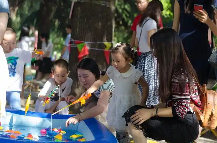通院为教职工首次举办庆祝六一儿童节亲子游园会