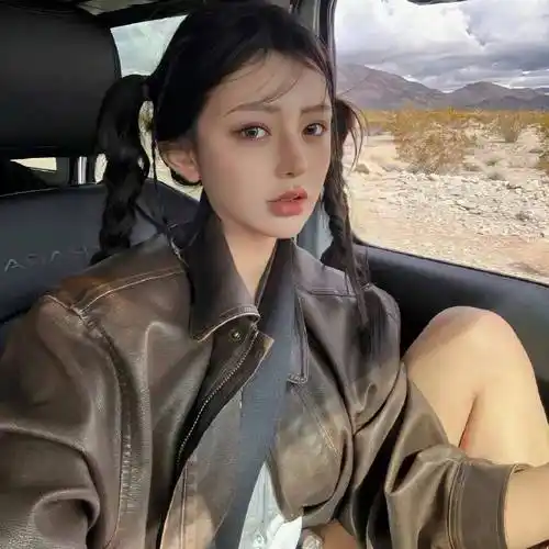 头像丨爱人爱己