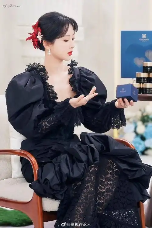 sergeenko 2019 春夏高级定制礼服,好冷艳的黑天鹅公主94  #杨紫