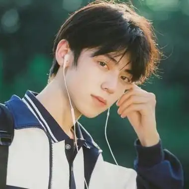 最新个性潮流高颜值男头很小众 很时尚阳光帅气的精致男头_男生头像