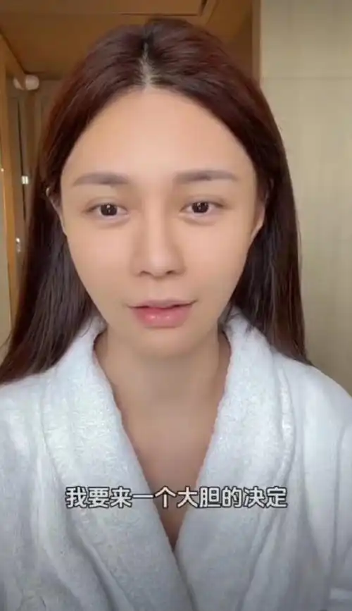 沈梦辰巴黎看秀的妆是自己画的#没有化妆师又怎样?